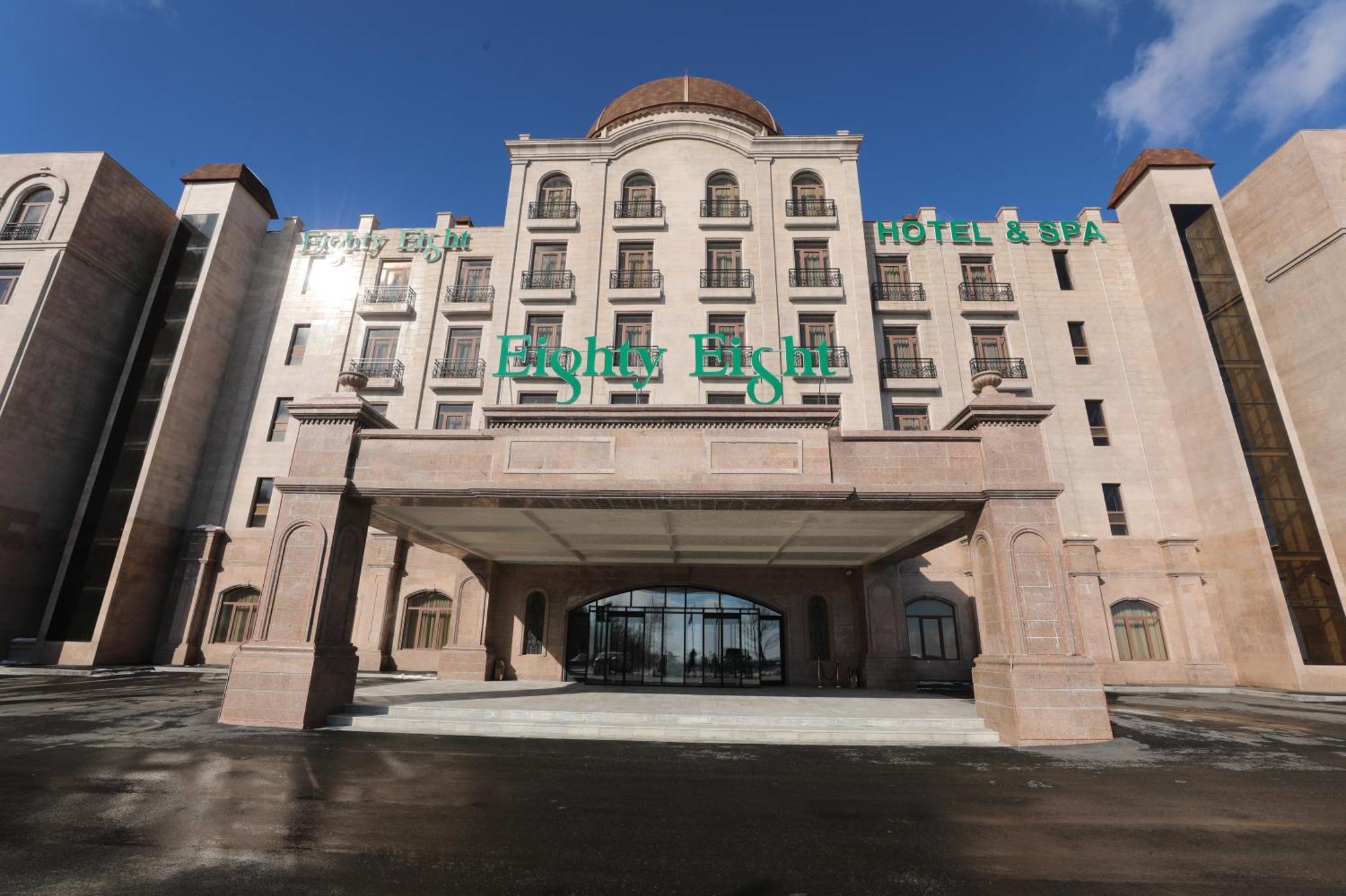 Eighty Eight Deluxe Hotel & Spa Tsaghkadzor Esterno foto