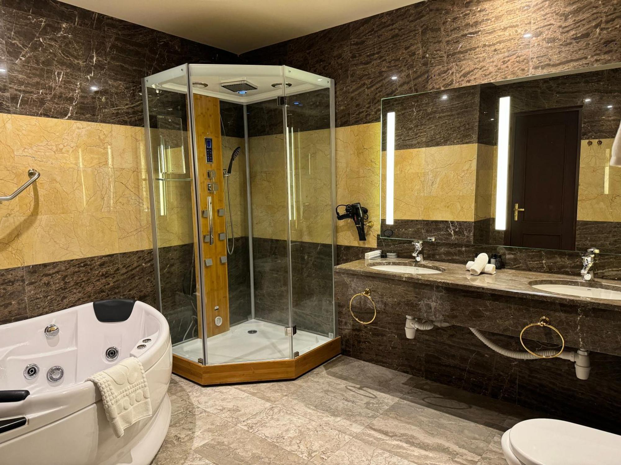 Eighty Eight Deluxe Hotel & Spa Tsaghkadzor Esterno foto